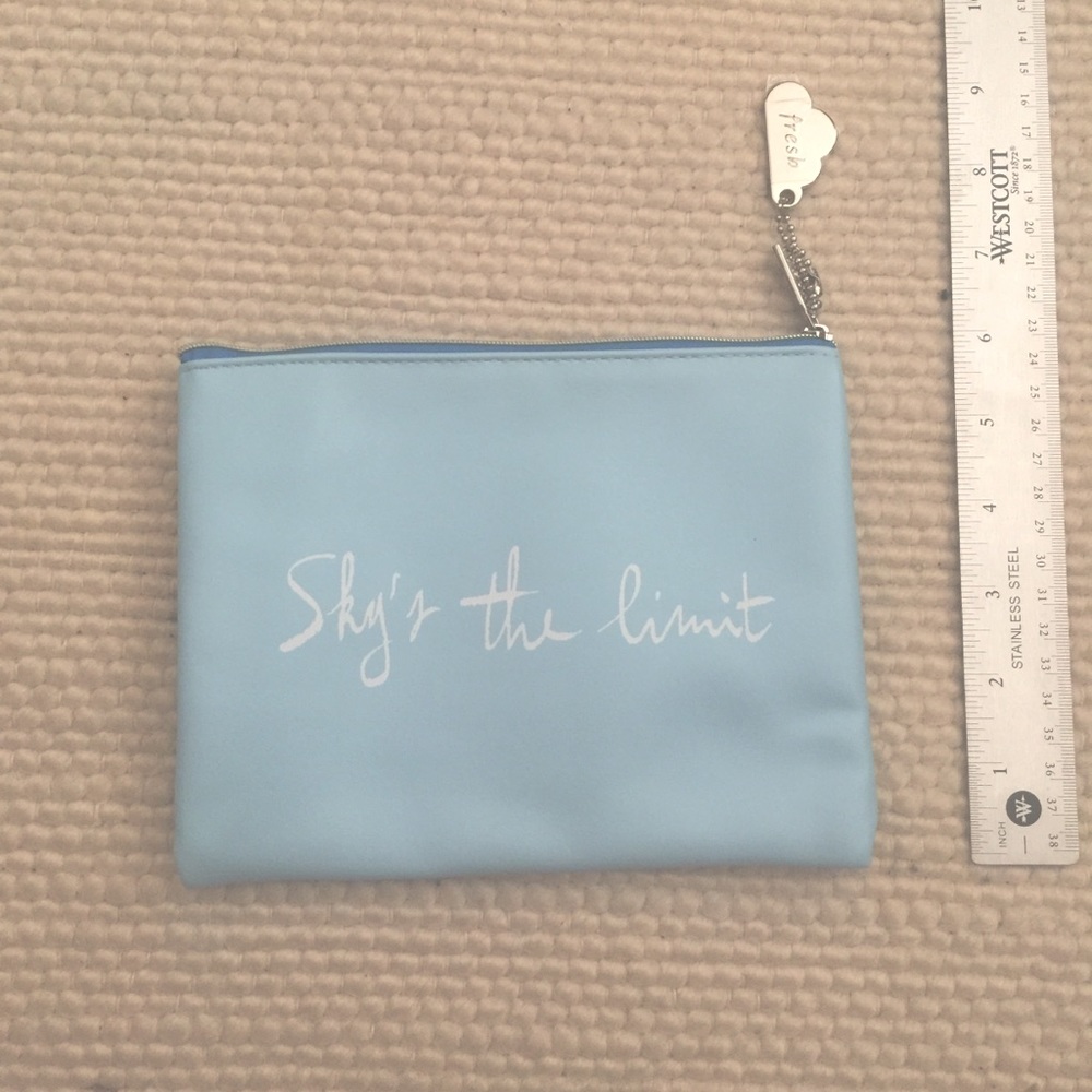 Fresh - ☁️ Cosmetic Pouch